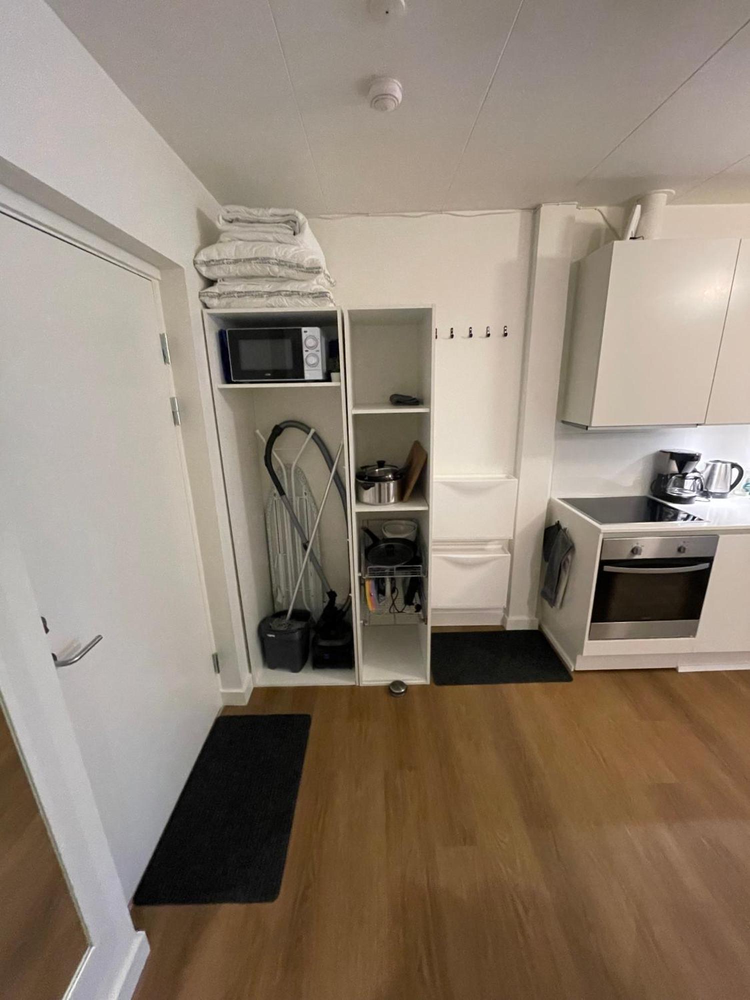 Modern Central Apt With Rooftop, Privat Balcony, & Free Parking,Next To Aarhus Attractions Buitenkant foto