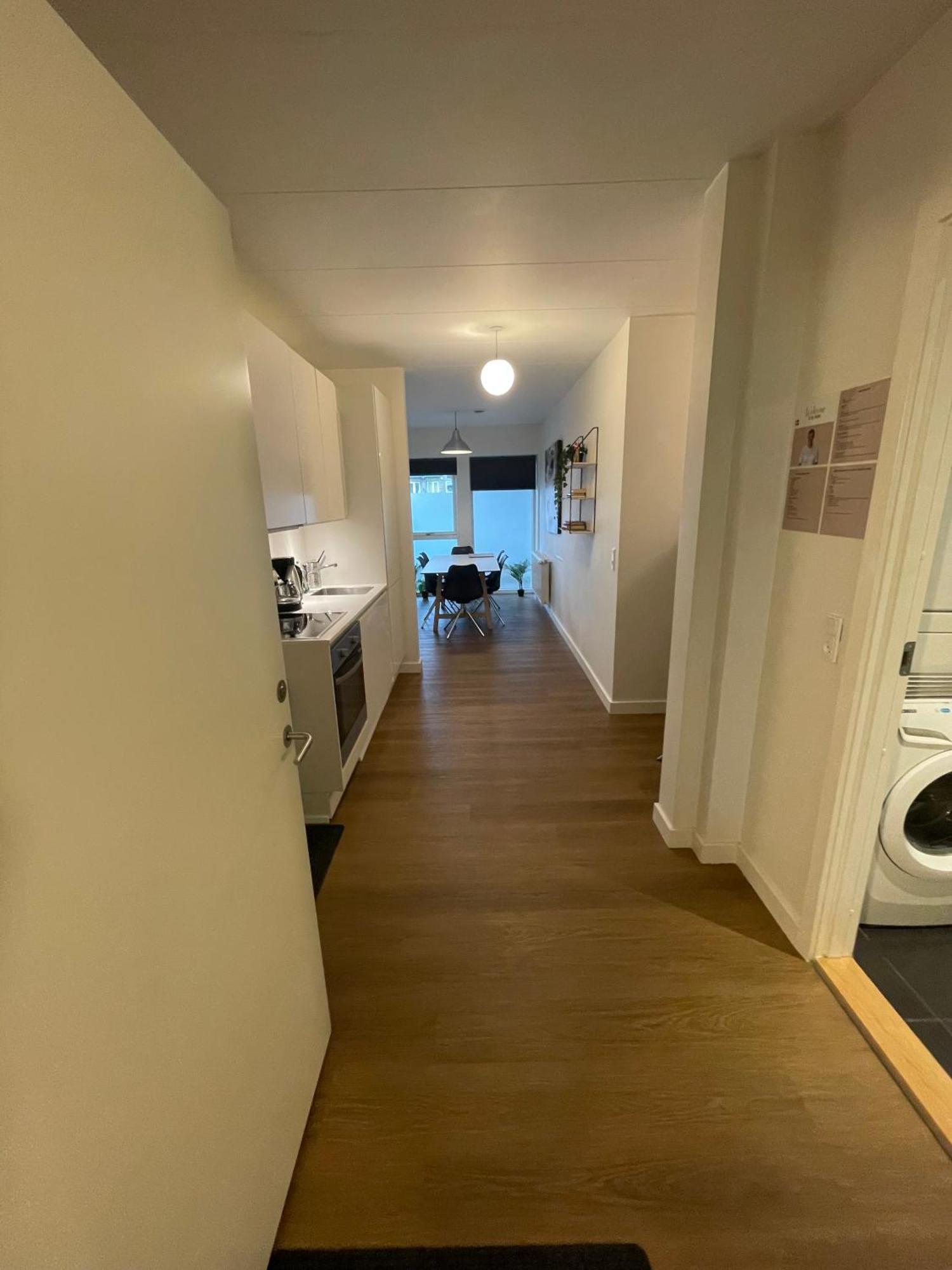 Modern Central Apt With Rooftop, Privat Balcony, & Free Parking,Next To Aarhus Attractions Buitenkant foto